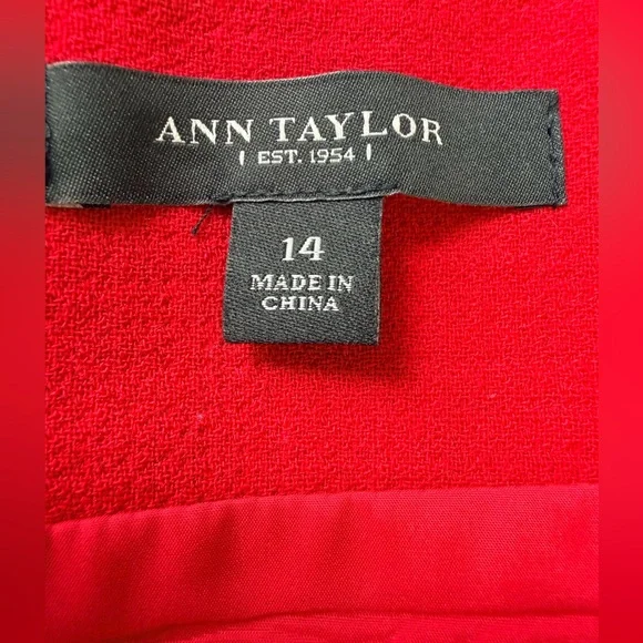 Ann Taylor Scarlet Pencil Skirt - Picture 3 of 10